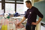 chemiker_am_werk_20141215_1488712911